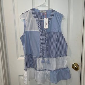 NWT vineyard vines blue and white seersucker tank top. size 12